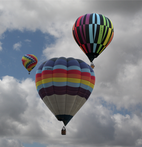 hot-air-balloon-67816_640